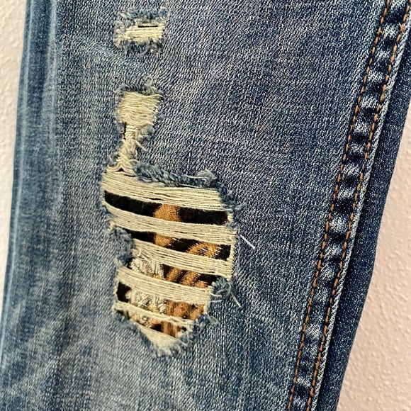 Never Worn! Mid-Rise Denim Destructed Slim Jeans - Picture 8 of 8